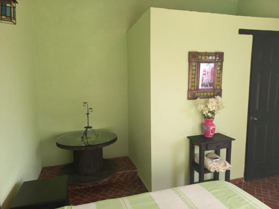 Casa Loteria Acomodação com café da manhã San Miguel de Allende Exterior foto